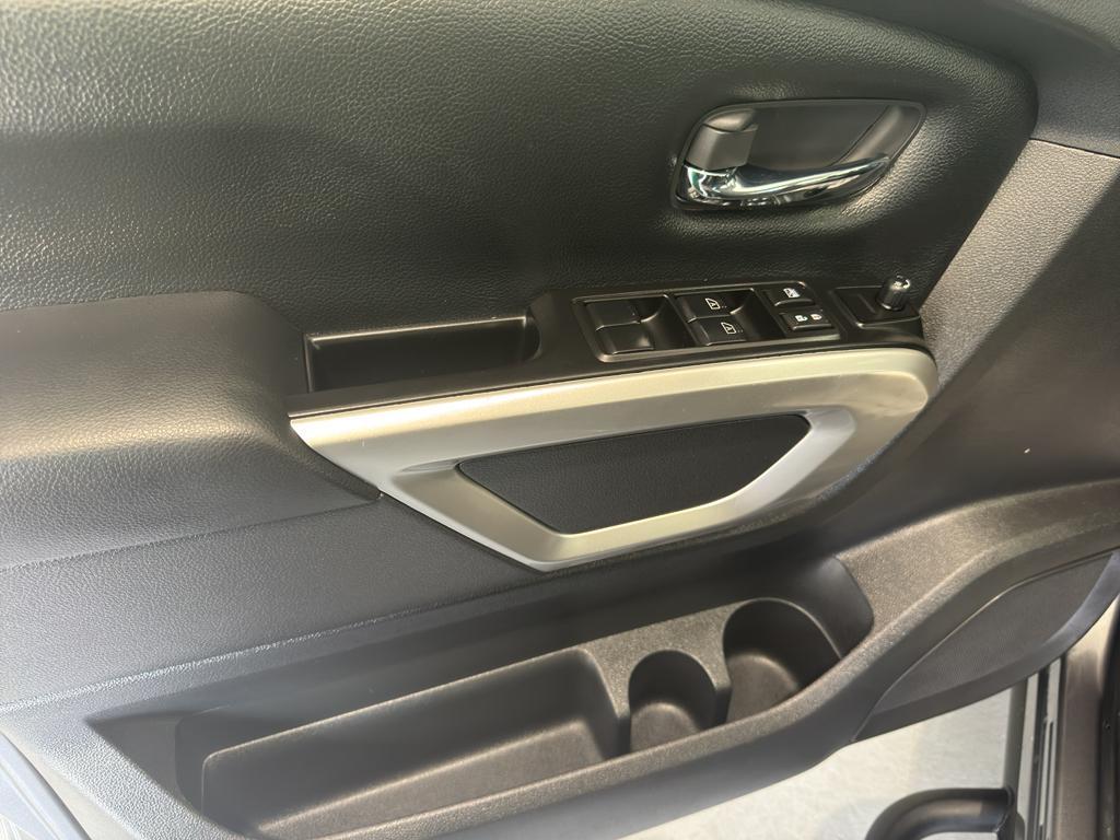 used 2023 Nissan Titan car, priced at $34,254