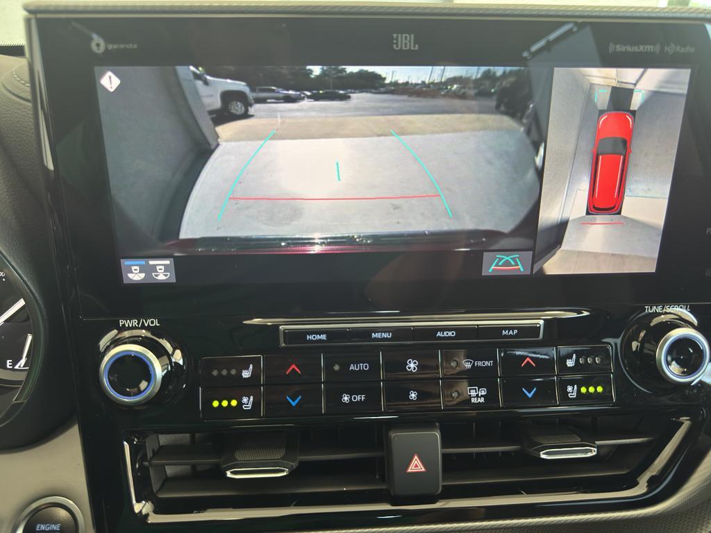 used 2021 Toyota Highlander car, priced at $38,747