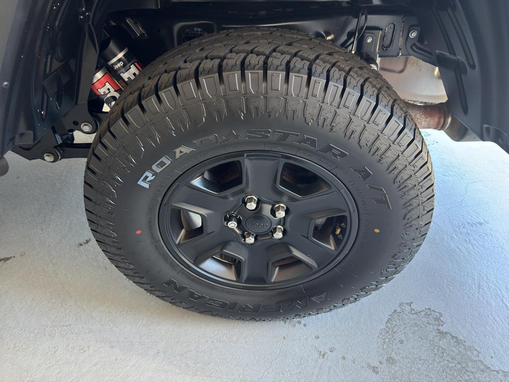 used 2020 Jeep Gladiator car, priced at $30,228