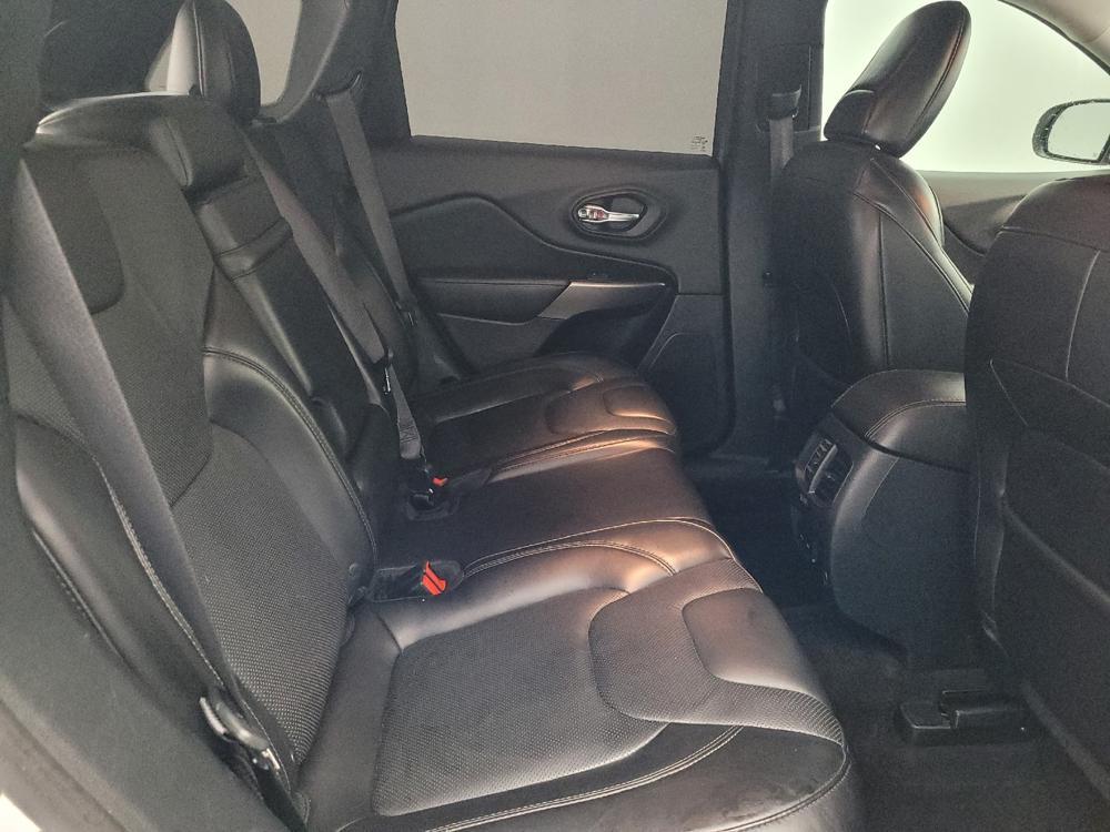 used 2019 Jeep Cherokee car, priced at $17,295