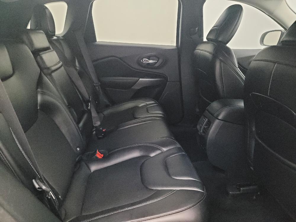 used 2019 Jeep Cherokee car, priced at $16,495