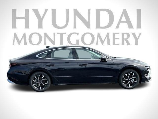 new 2024 Hyundai Sonata car, priced at $29,180