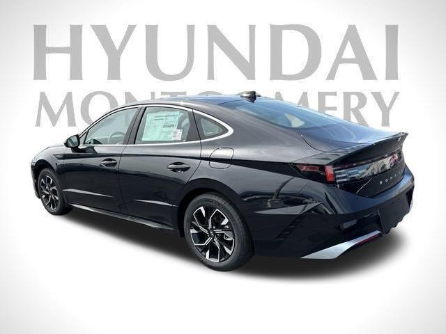 new 2024 Hyundai Sonata car, priced at $29,180