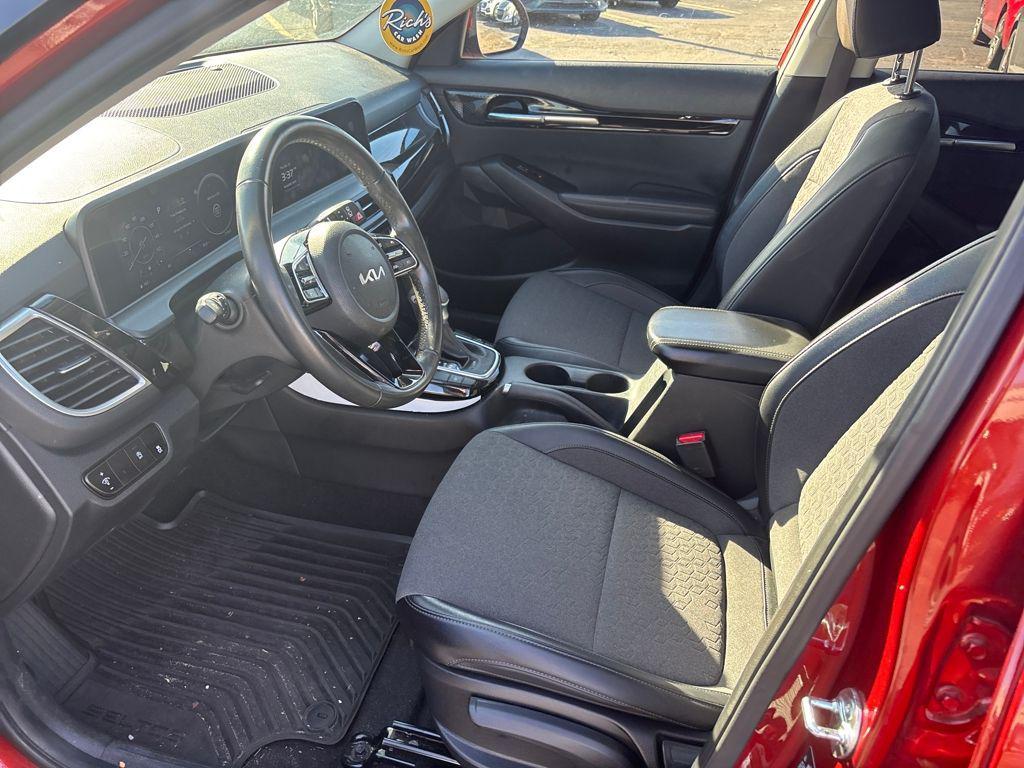 used 2024 Kia Seltos car, priced at $20,000