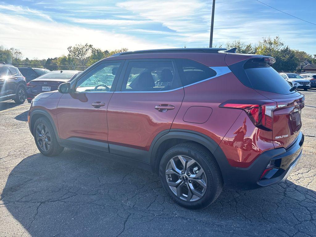 used 2024 Kia Seltos car, priced at $20,000