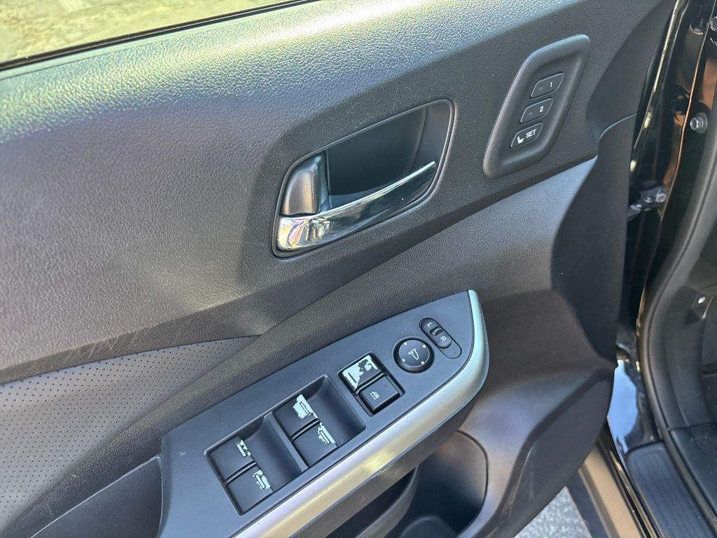 used 2015 Honda CR-V car, priced at $14,170