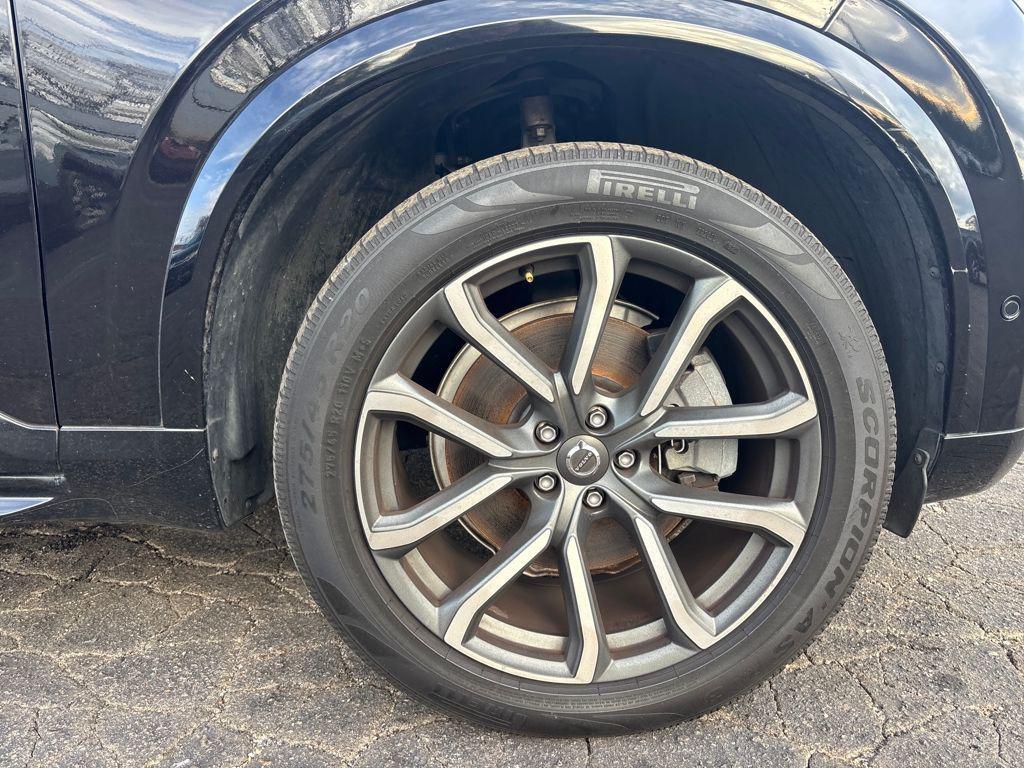 used 2018 Volvo XC90 car, priced at $17,500