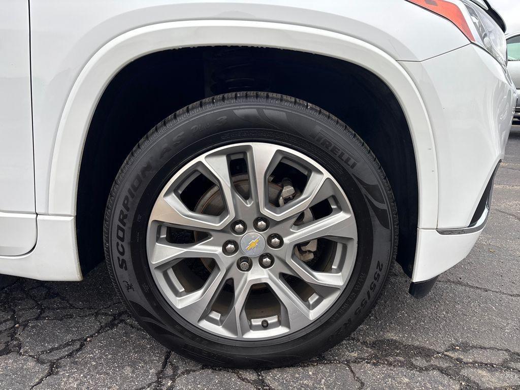 used 2020 Chevrolet Traverse car, priced at $21,600