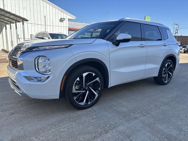 used 2023 Mitsubishi Outlander car, priced at $26,500