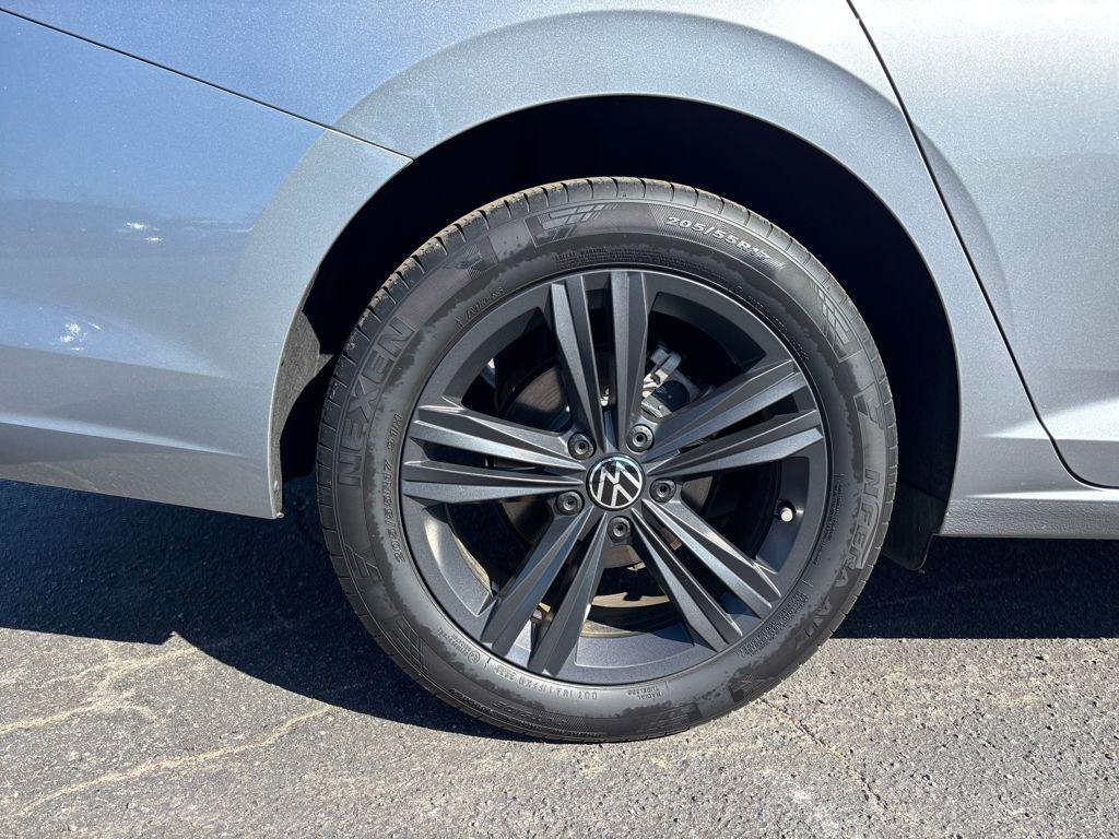 used 2023 Volkswagen Jetta car, priced at $19,500