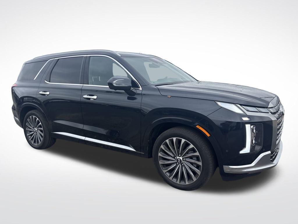 used 2024 Hyundai Palisade car, priced at $39,500