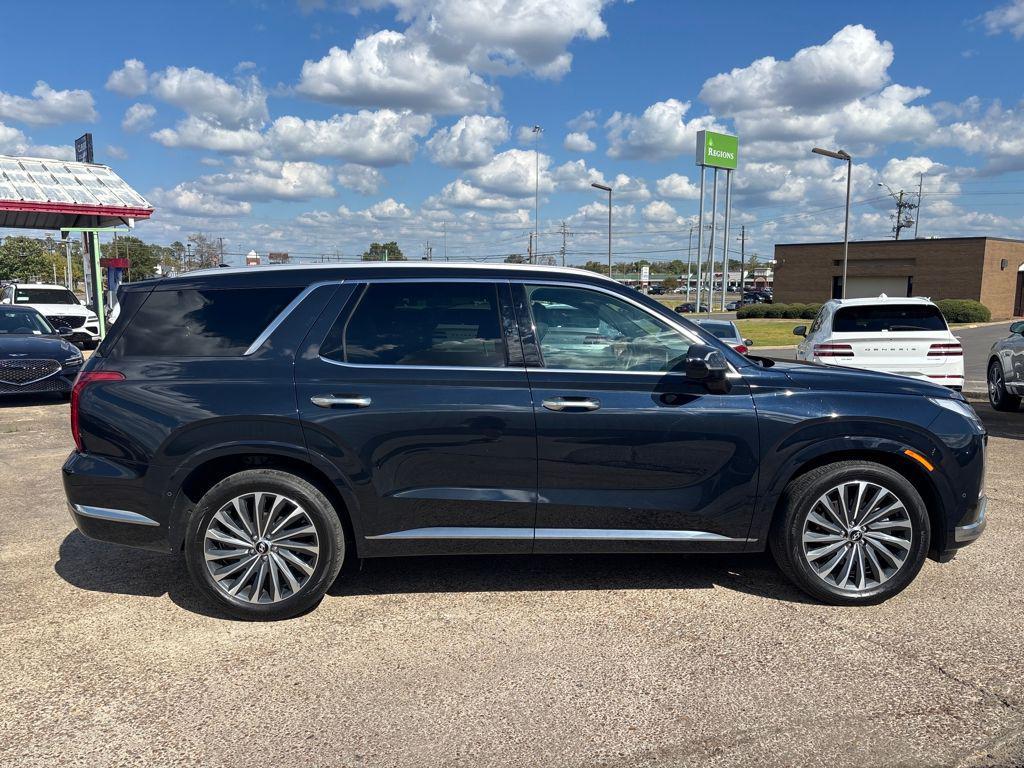 used 2024 Hyundai Palisade car, priced at $39,000