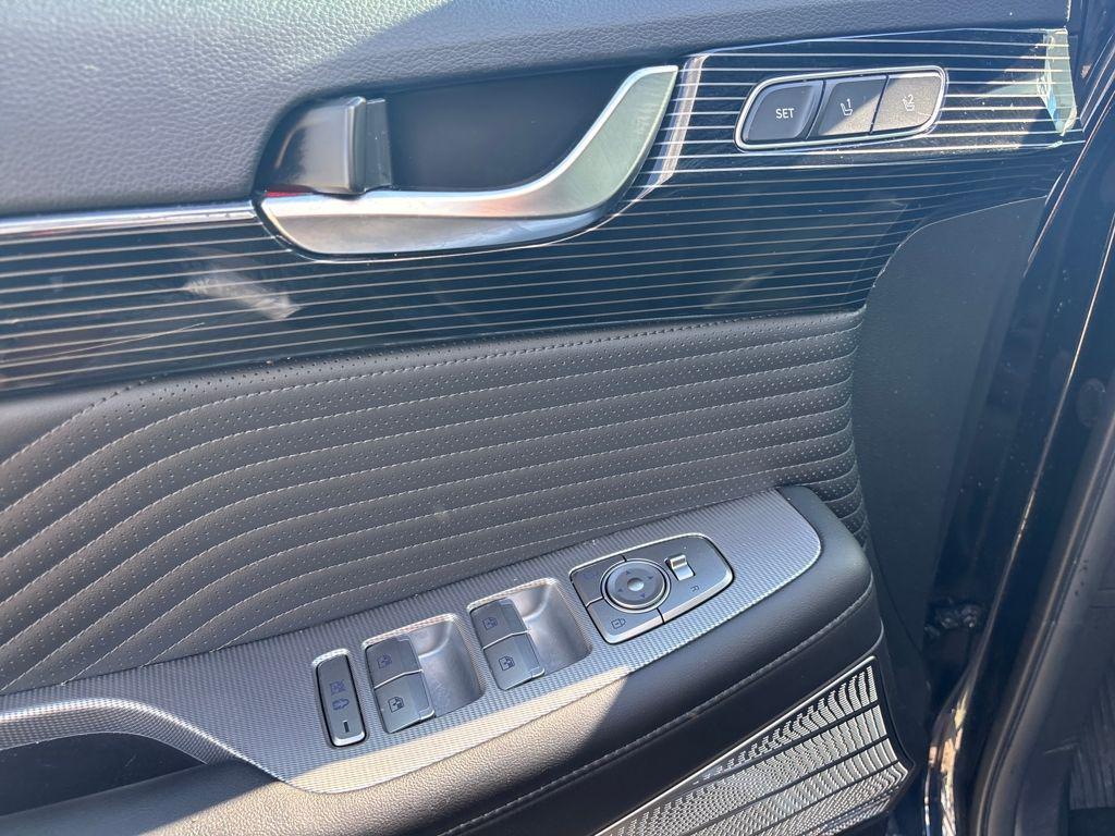 used 2024 Hyundai Palisade car, priced at $39,000