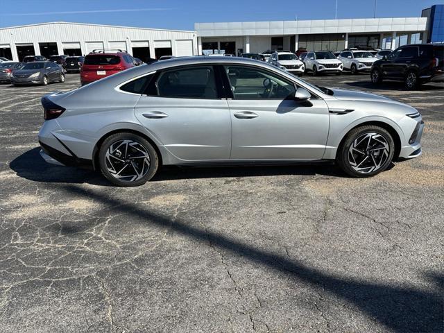 new 2024 Hyundai Sonata car, priced at $31,910