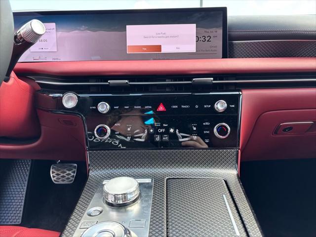 new 2025 Genesis G80 car, priced at $79,340