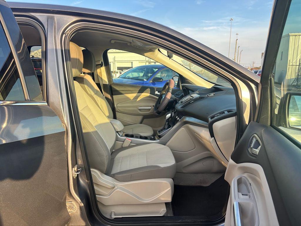 used 2013 Ford Escape car, priced at $6,250