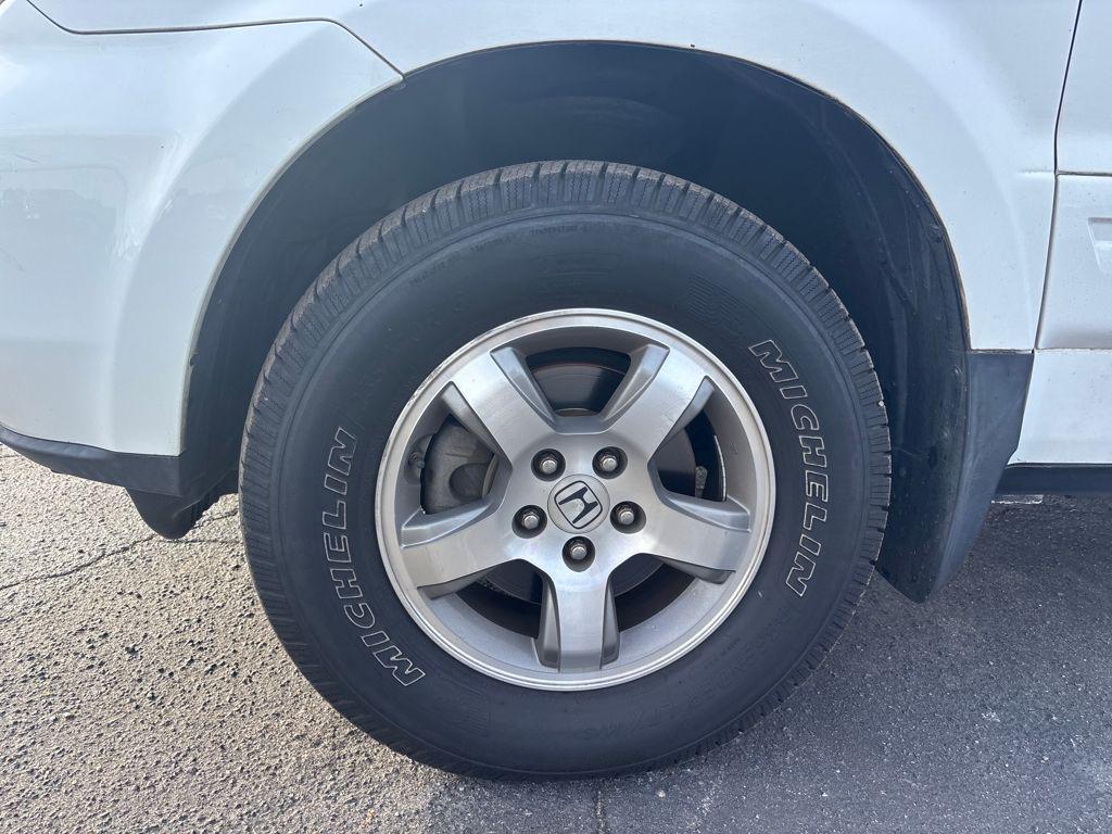 used 2008 Honda Pilot car, priced at $7,000