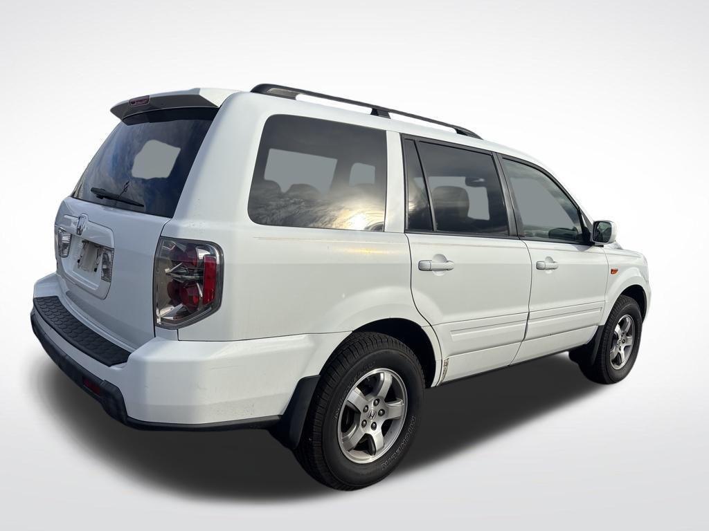 used 2008 Honda Pilot car, priced at $7,000