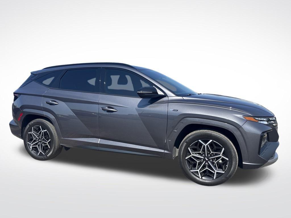used 2024 Hyundai TUCSON Hybrid car, priced at $27,800