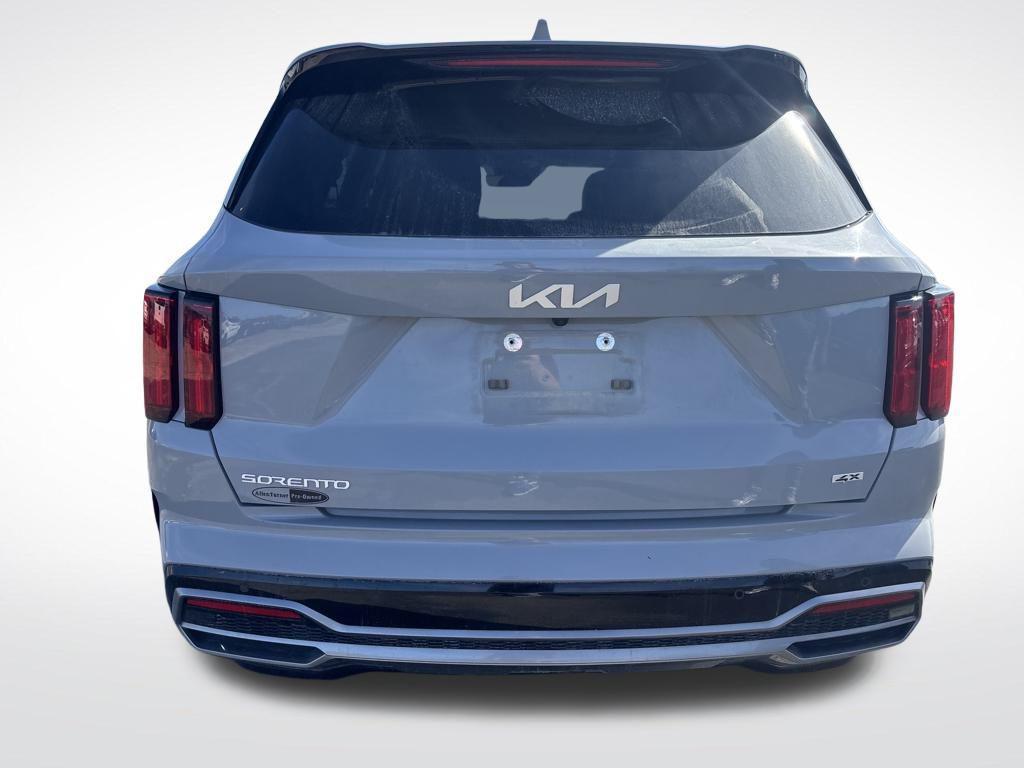 used 2023 Kia Sorento car, priced at $28,000