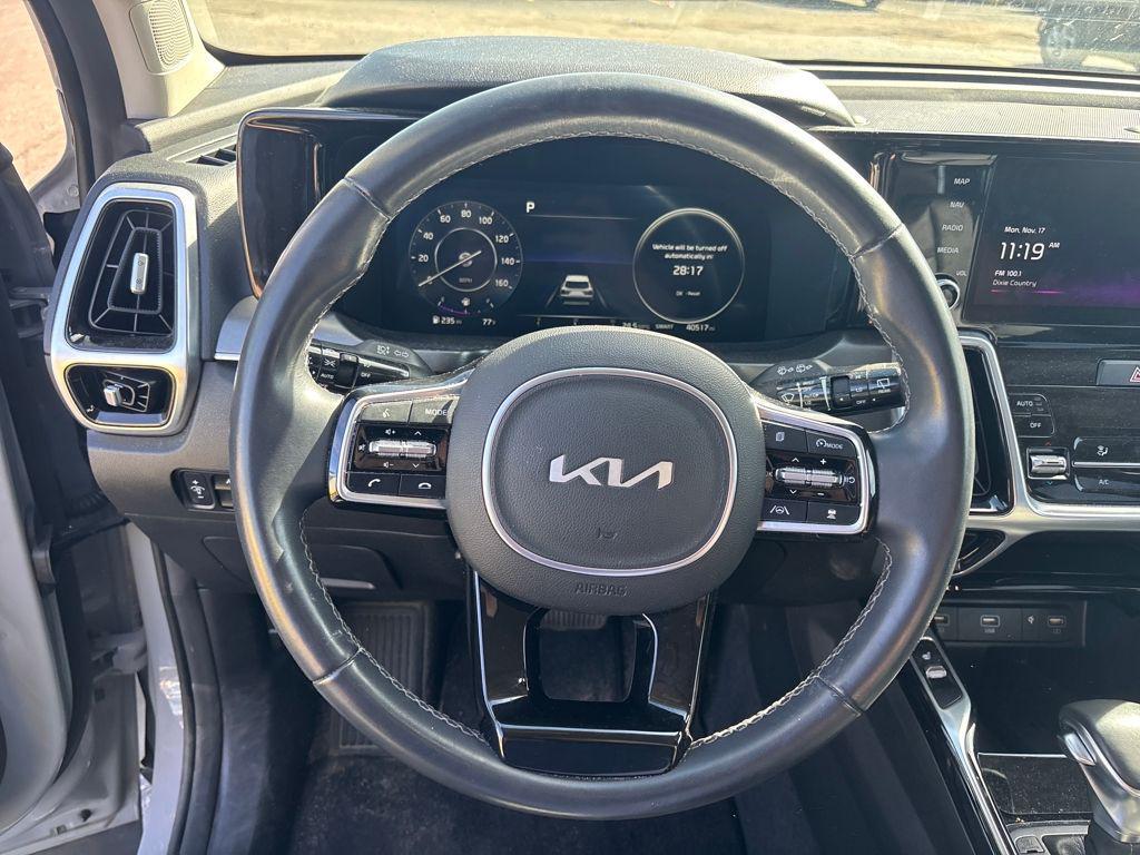 used 2023 Kia Sorento car, priced at $28,000