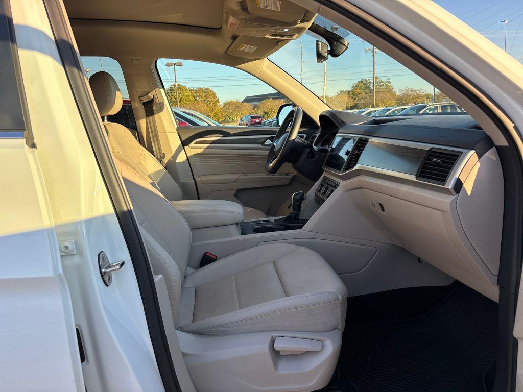 used 2021 Volkswagen Atlas car, priced at $17,000