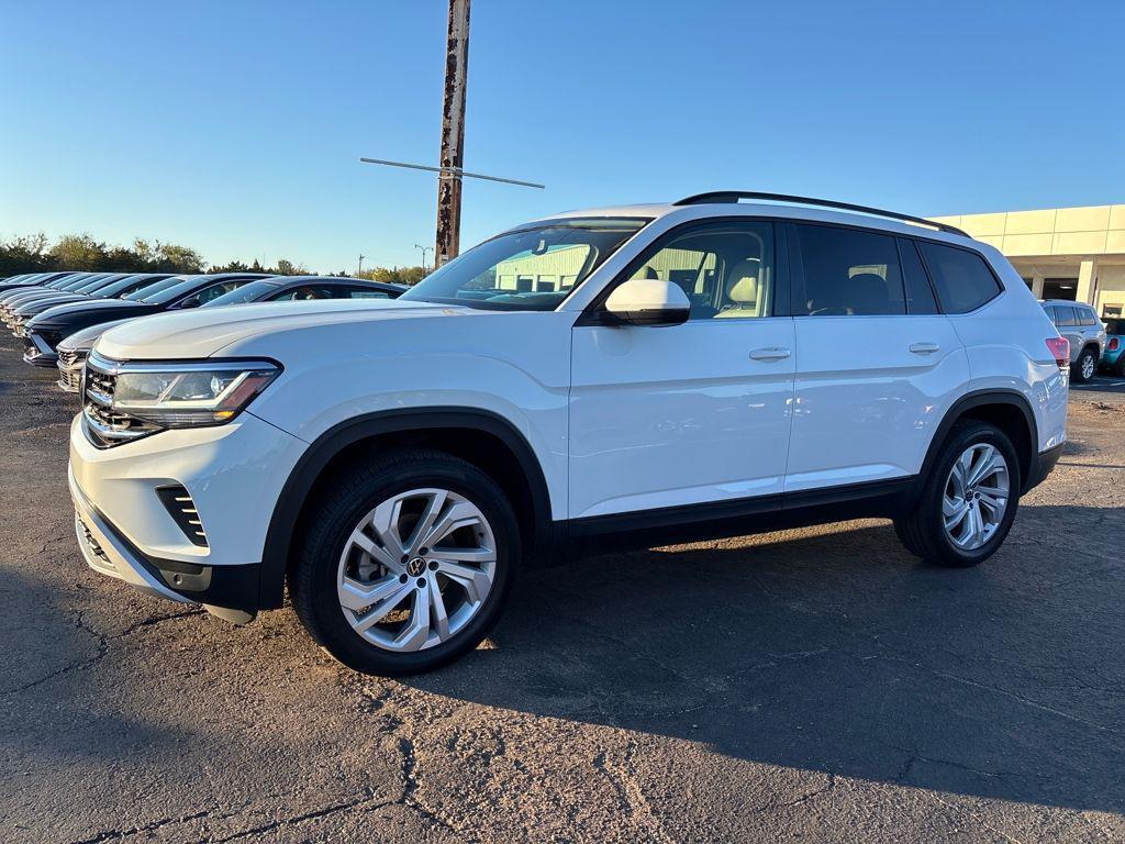 used 2021 Volkswagen Atlas car, priced at $17,000