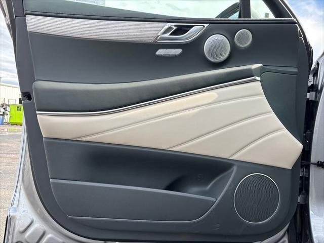 new 2025 Genesis GV80 car, priced at $74,250