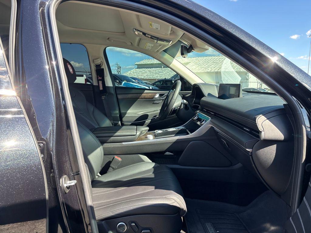 used 2021 Genesis GV80 car, priced at $36,900