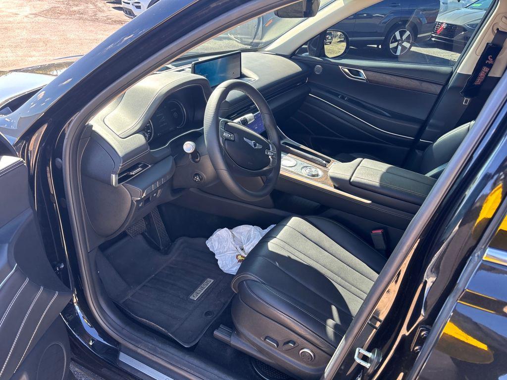 used 2021 Genesis GV80 car, priced at $36,900