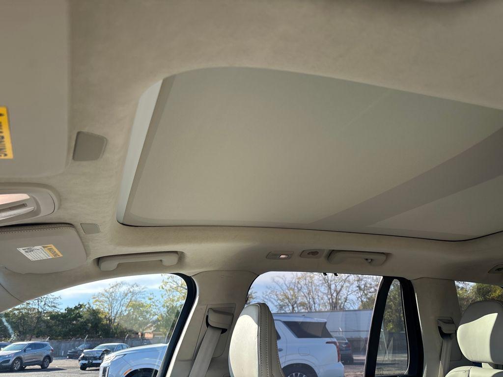 used 2025 Volvo XC90 car, priced at $55,499