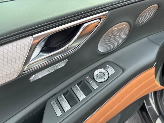 new 2025 Genesis GV80 car, priced at $73,730
