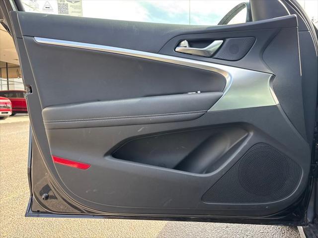 new 2025 Genesis G70 car, priced at $44,890