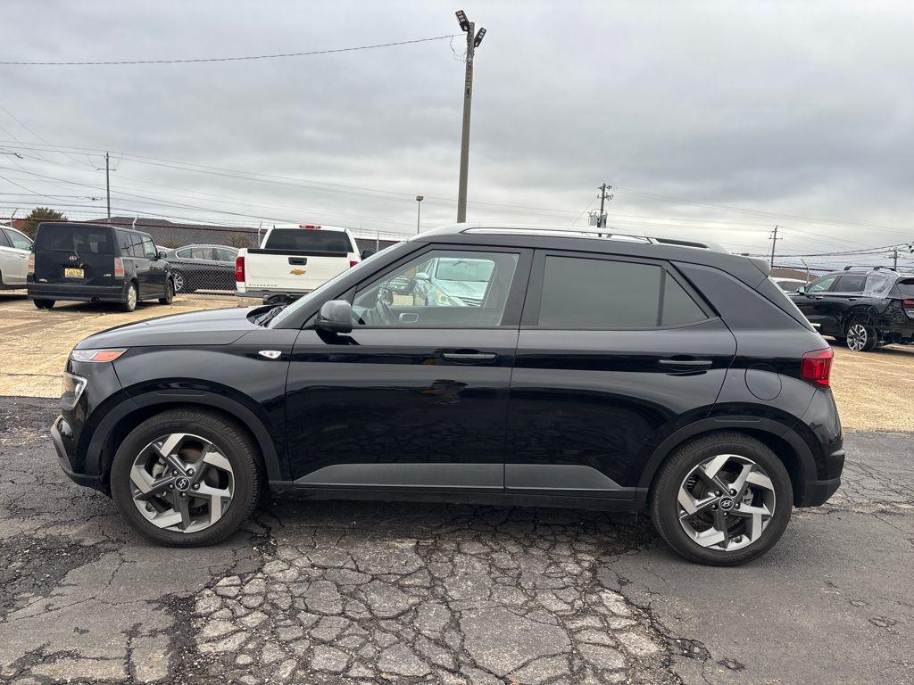 used 2022 Hyundai Venue car, priced at $15,800