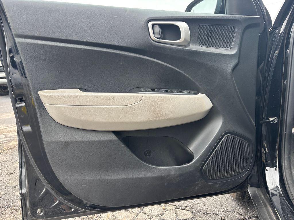 used 2022 Hyundai Venue car, priced at $15,800