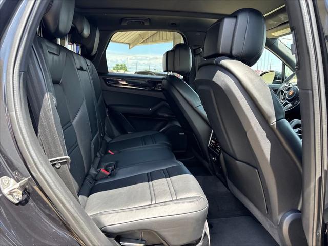 used 2020 Porsche Cayenne E-Hybrid car, priced at $53,500