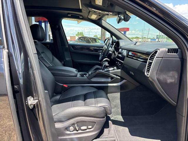 used 2020 Porsche Cayenne E-Hybrid car, priced at $53,500