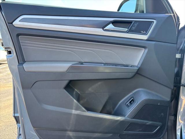 used 2022 Volkswagen Atlas car, priced at $32,500