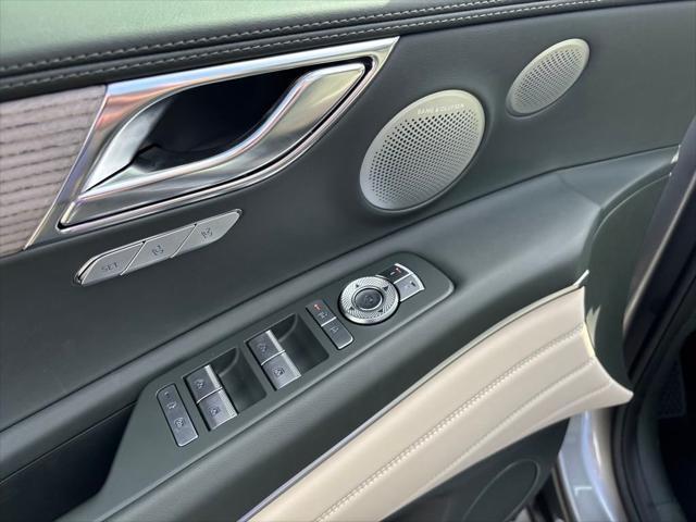 new 2025 Genesis GV80 car, priced at $74,914