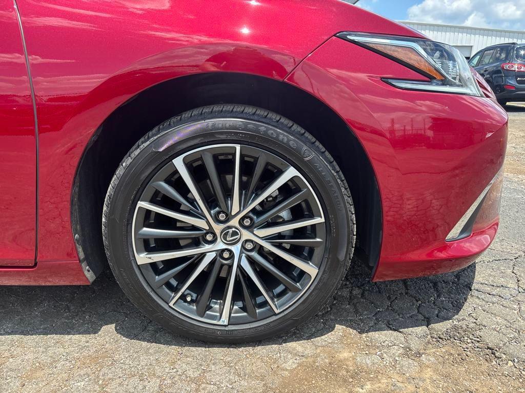used 2024 Lexus ES 350 car, priced at $39,999