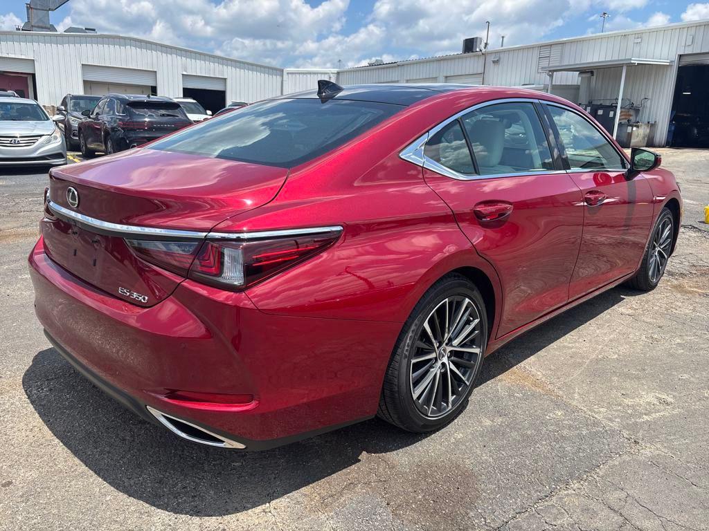 used 2024 Lexus ES 350 car, priced at $39,999