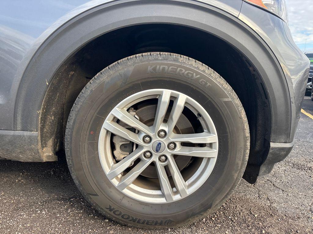 used 2023 Ford Explorer car, priced at $29,900