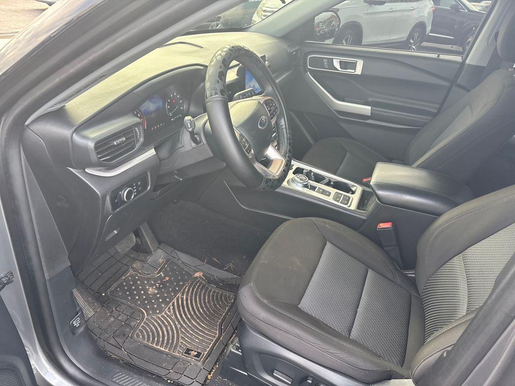 used 2023 Ford Explorer car, priced at $29,900