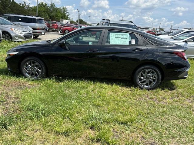 new 2024 Hyundai Elantra car, priced at $25,265