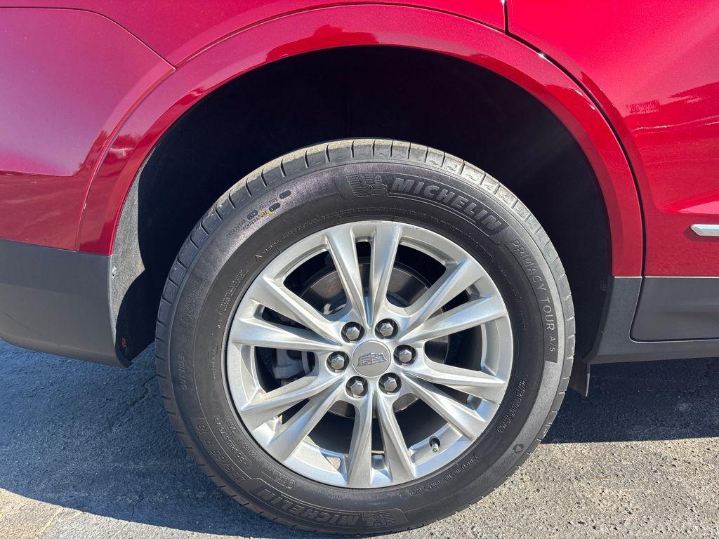 used 2021 Cadillac XT5 car, priced at $24,500