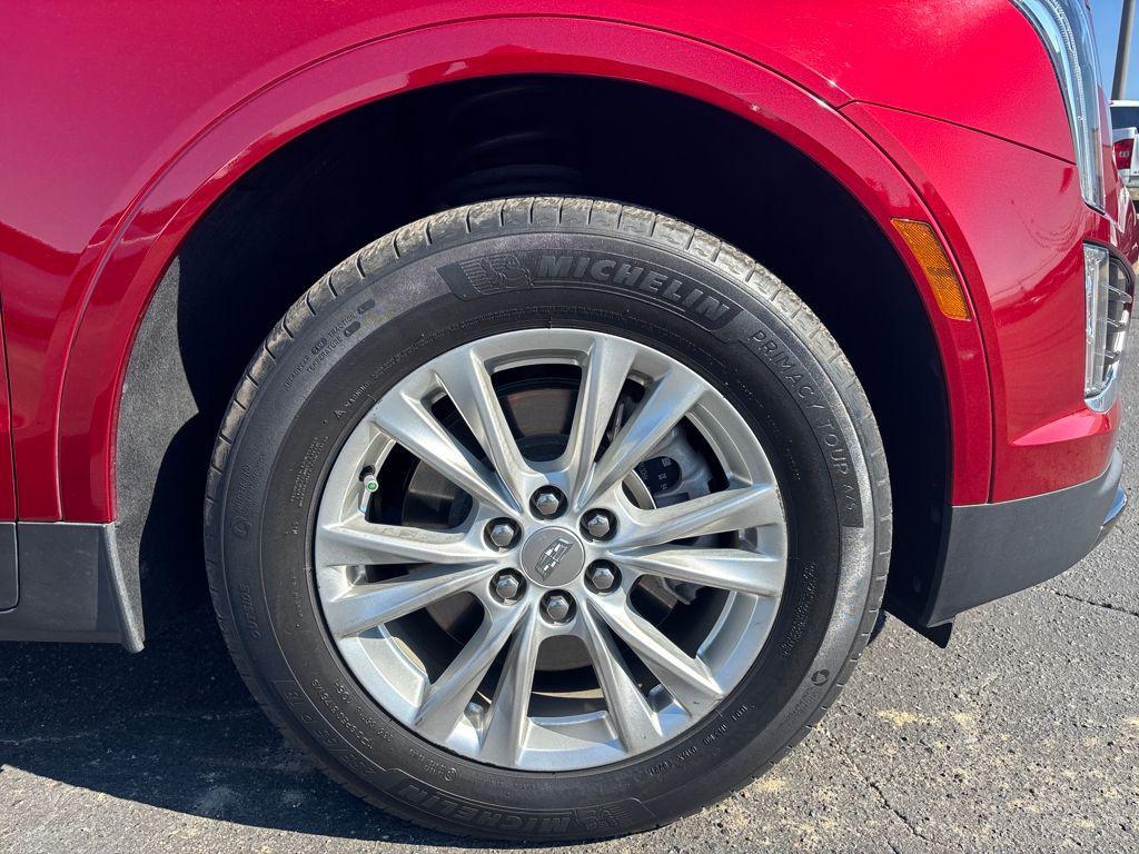 used 2021 Cadillac XT5 car, priced at $24,500