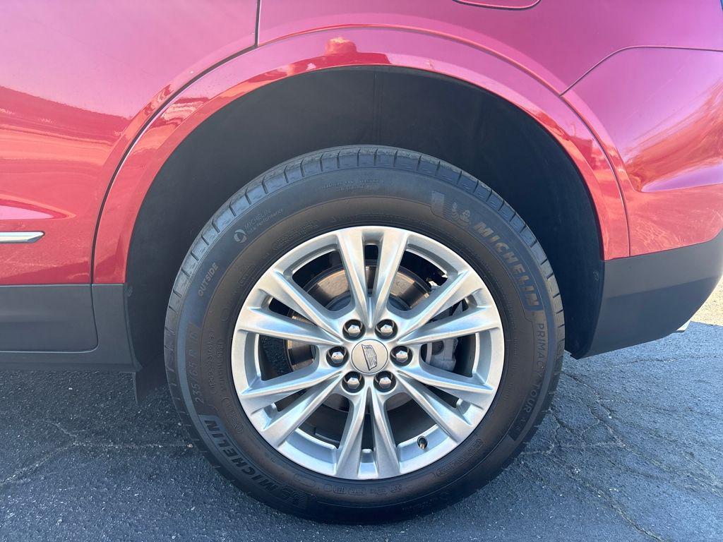 used 2021 Cadillac XT5 car, priced at $24,500