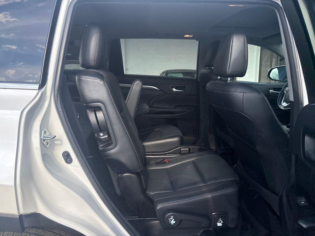 used 2017 Toyota Highlander Hybrid car, priced at $22,000