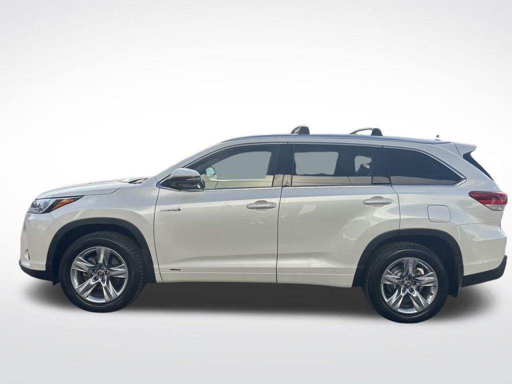 used 2017 Toyota Highlander Hybrid car, priced at $22,000