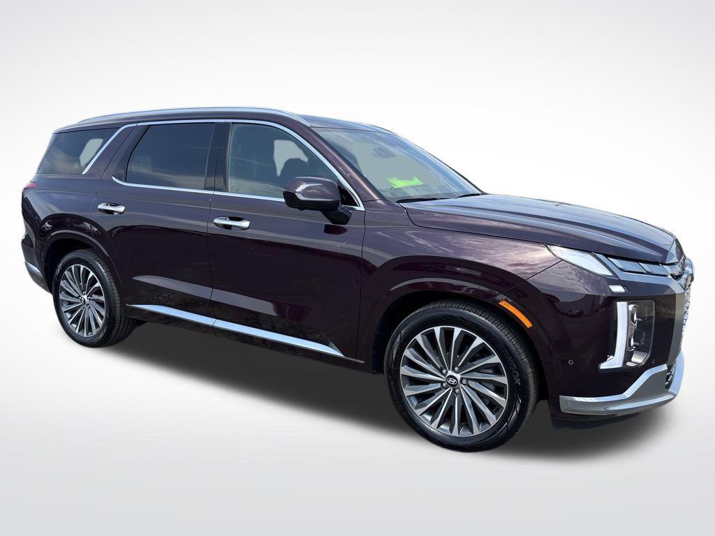 used 2024 Hyundai Palisade car, priced at $43,200